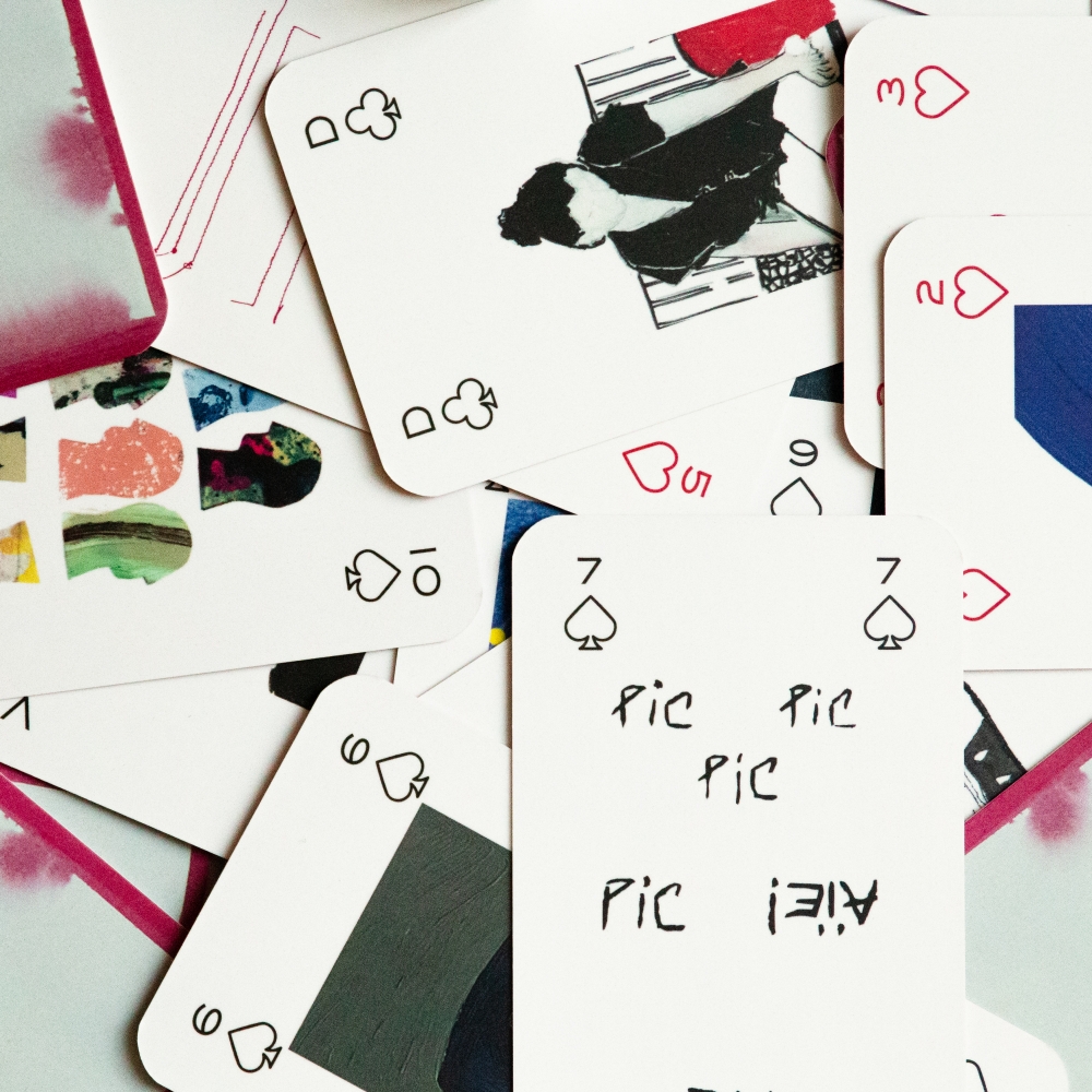 A card game by Amelie maison d'art and her artists A card game by Amelie maison d'art and her artists