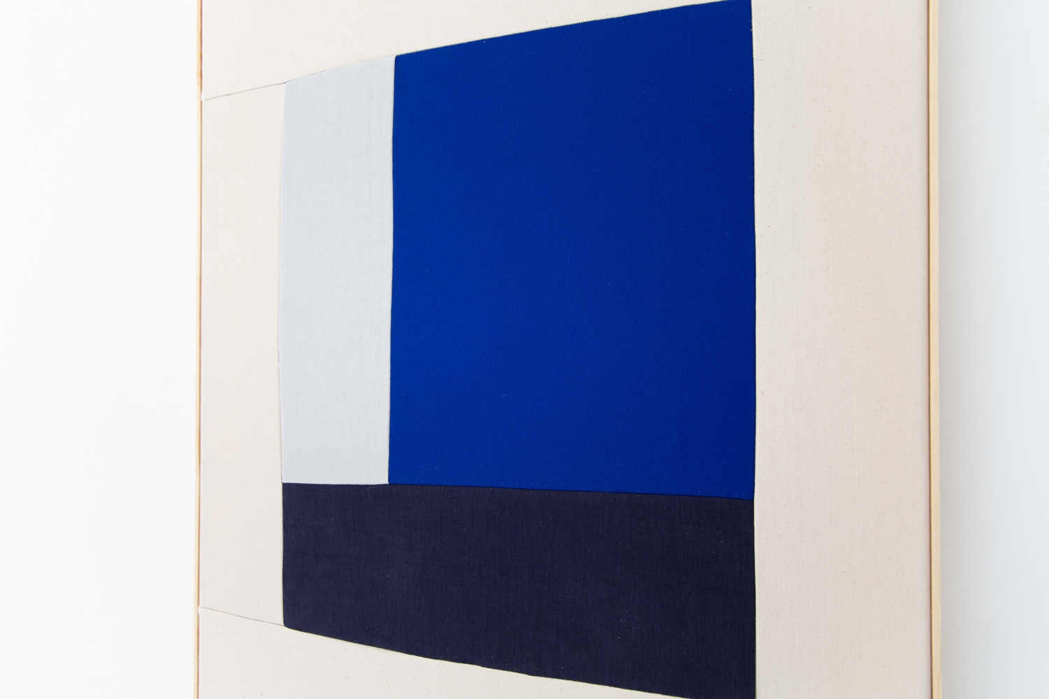 Where the wall meets the floor (Provence V)