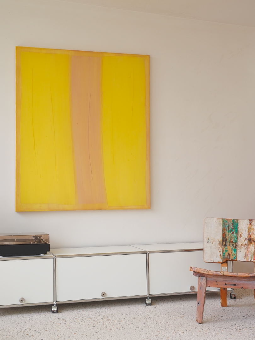 Vertical composition of Yellow and Yellow over Lilac