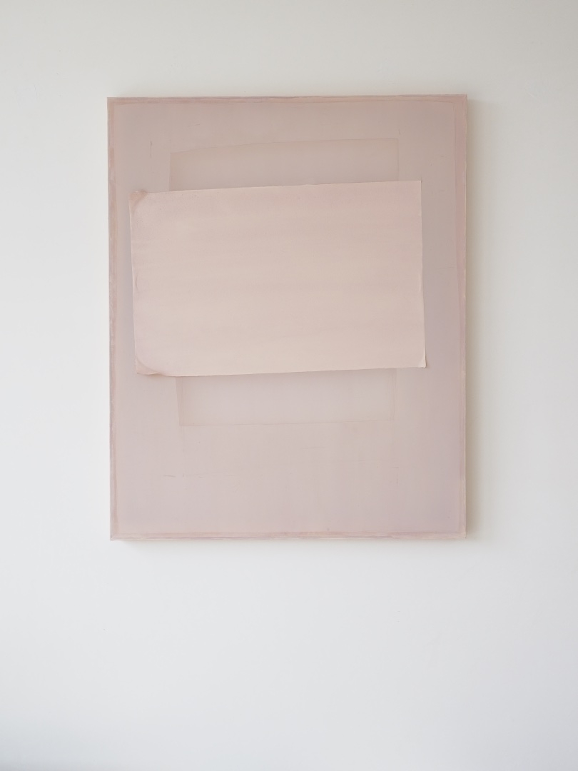 Composition of light lilac