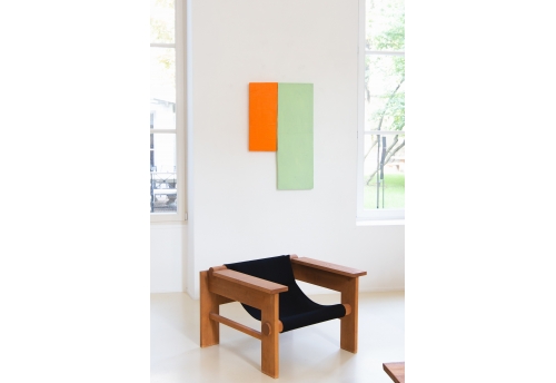 621 - Equally next to each other