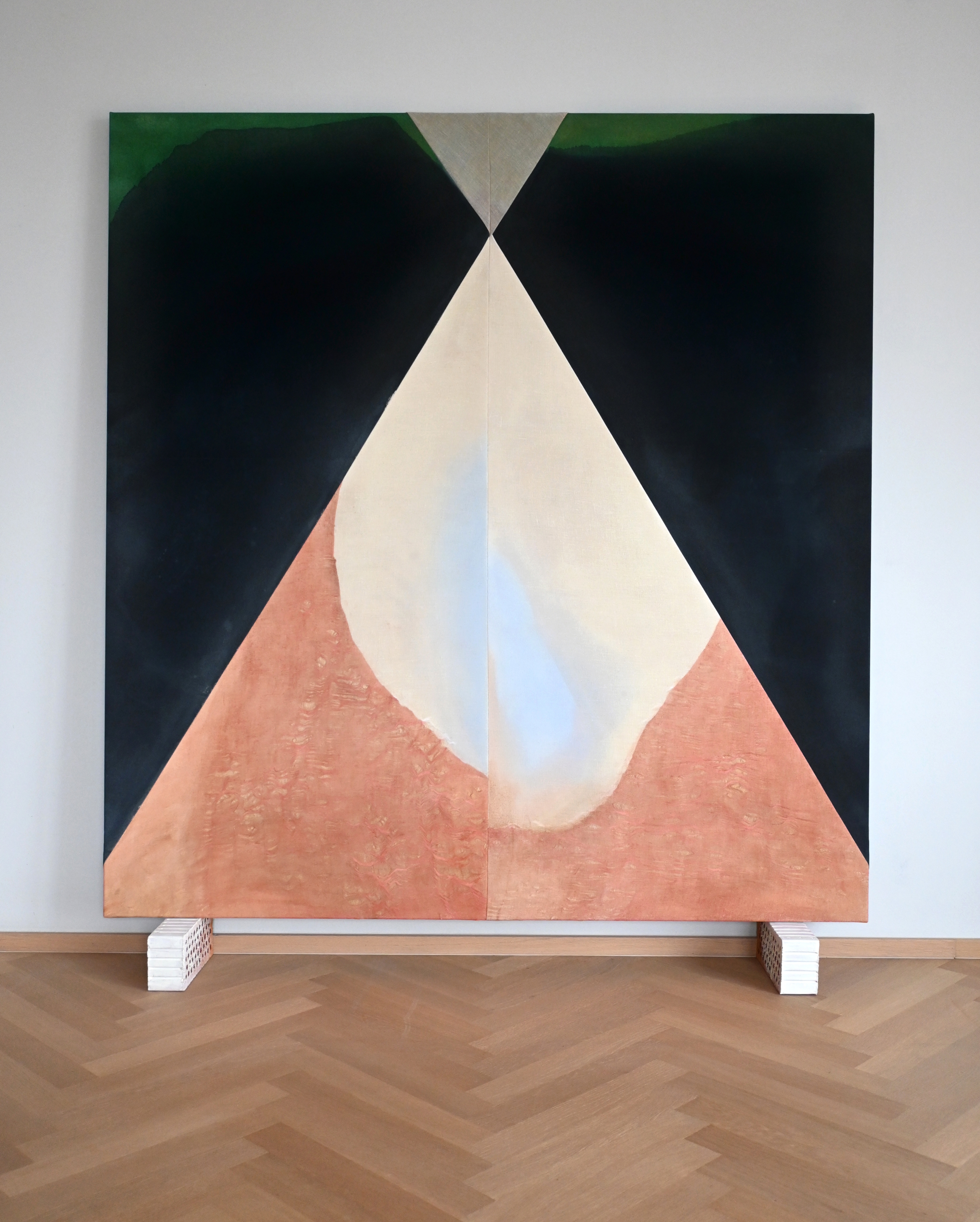 Extraordinary balance II