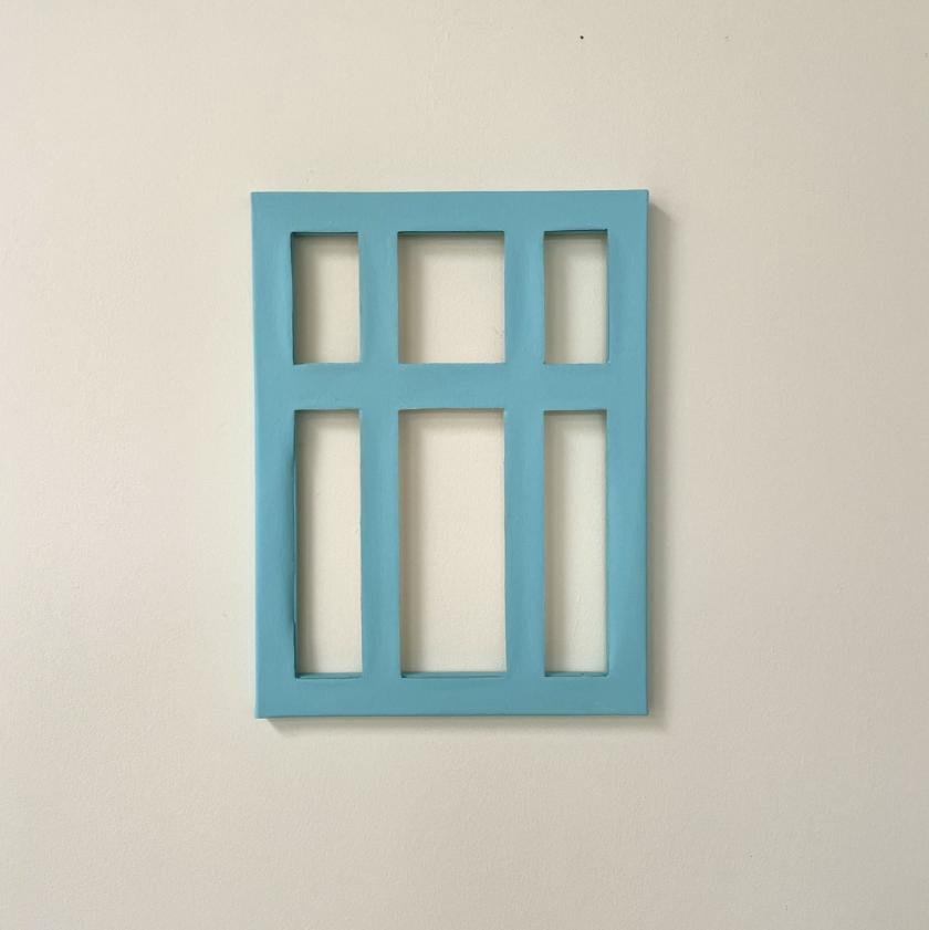 833