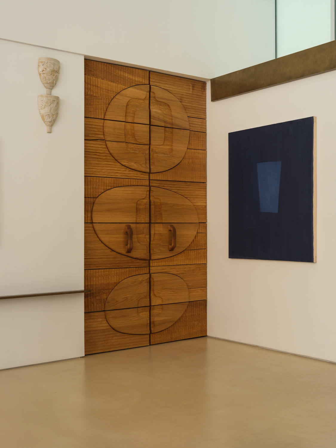 Composition of blue variations