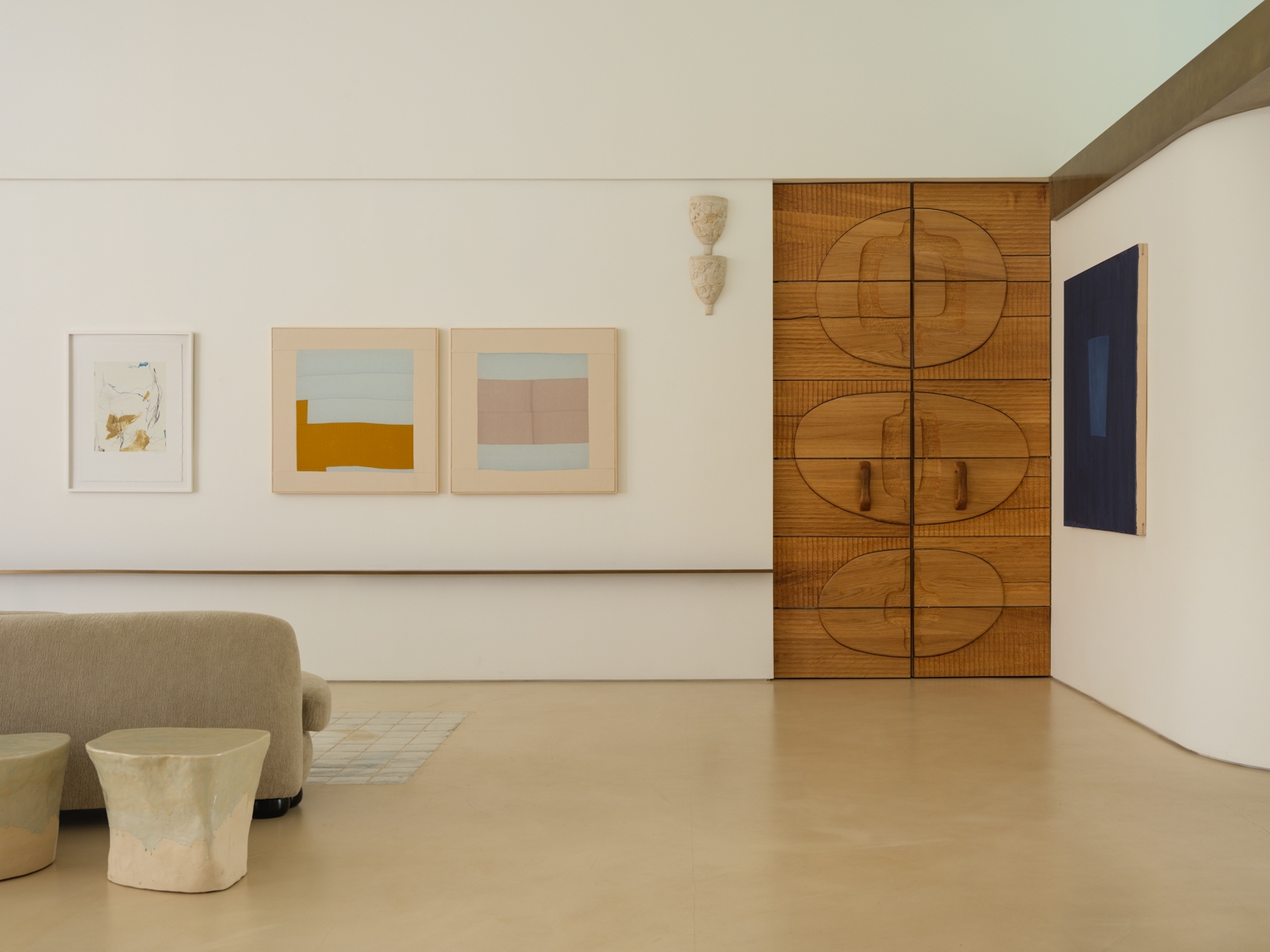 Composition of blue variations