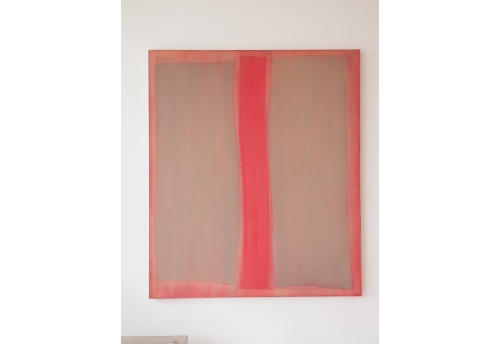 Vertical composition cherry red on blood orange on opal blue