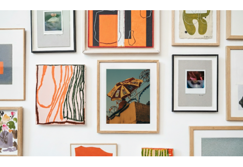 Vendeur sous parasol, Inde