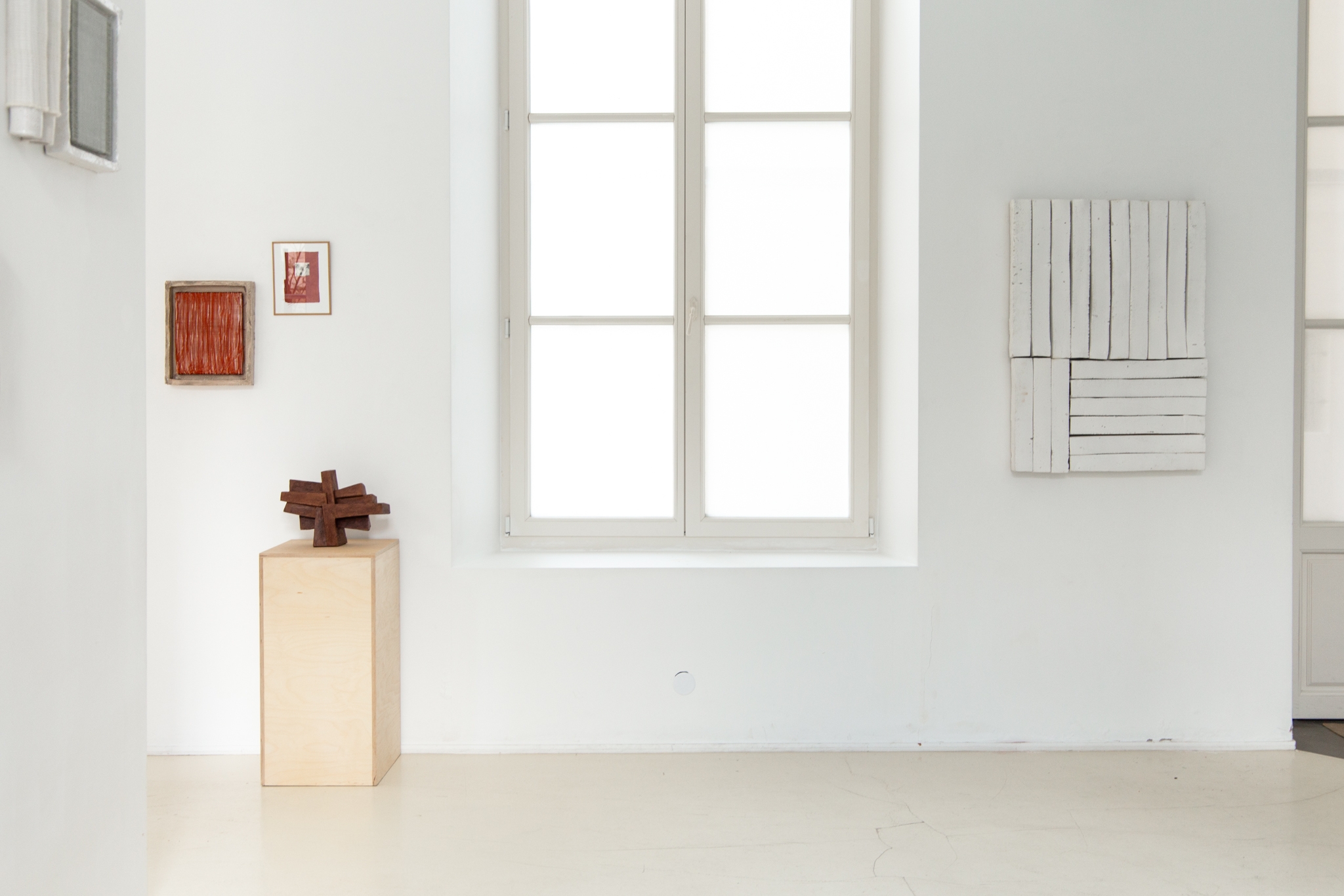 Echo ceramic wallpiece puzzle large 