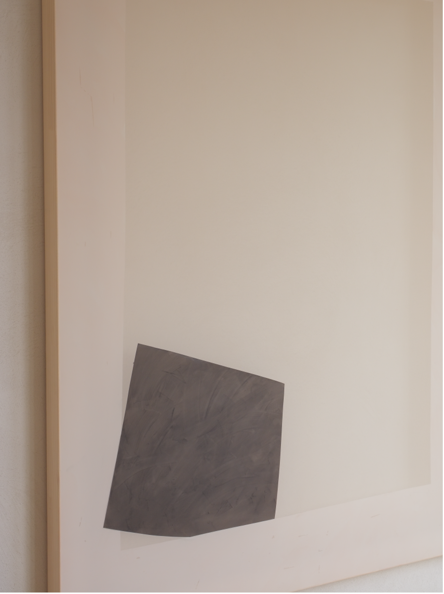 Enigma – Umber Black, Ecru