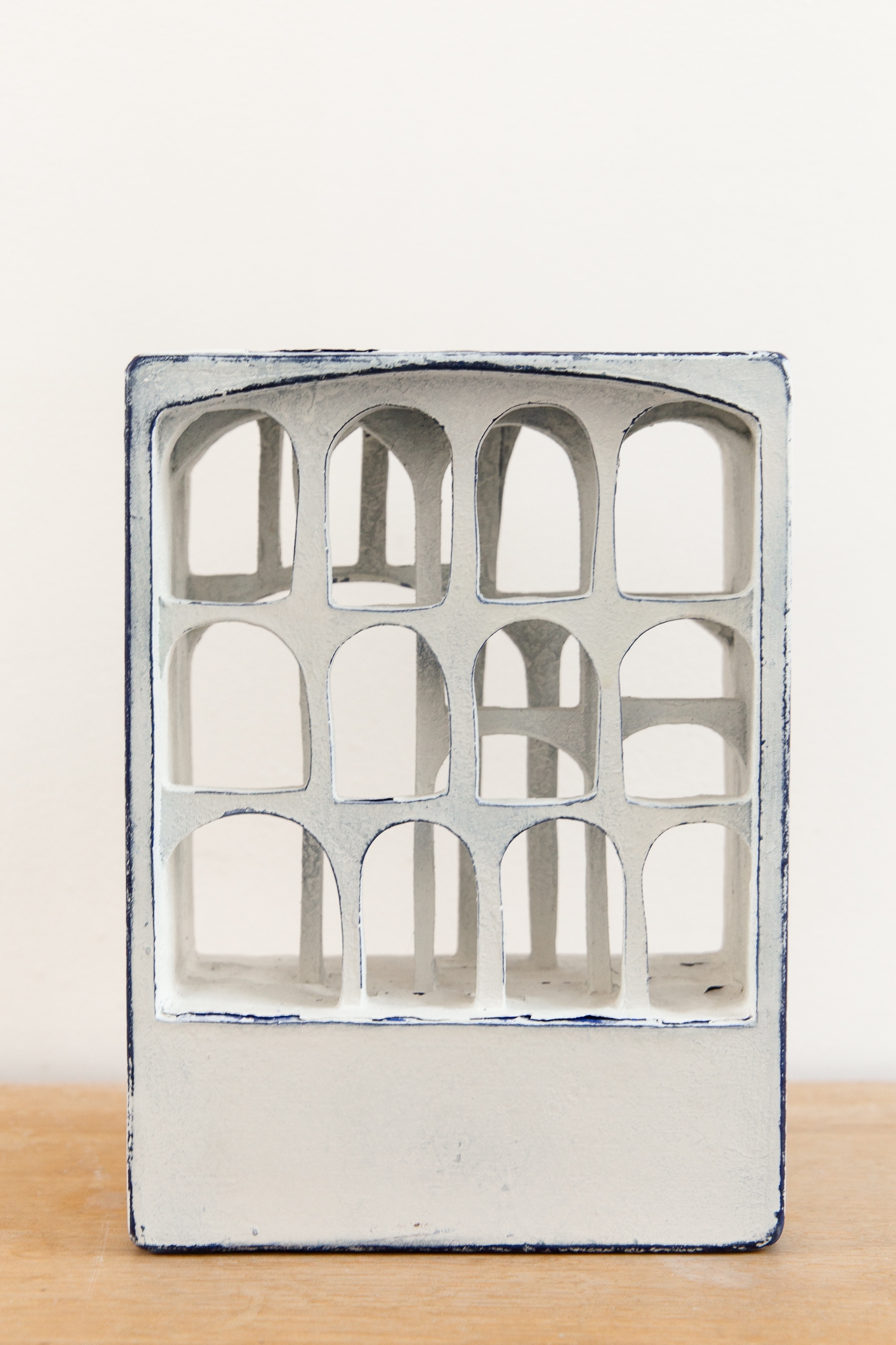 Room and cosmos 28/I