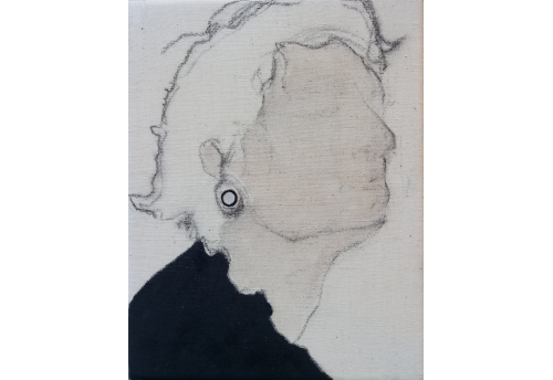 Portrait à la boucle d'oreille