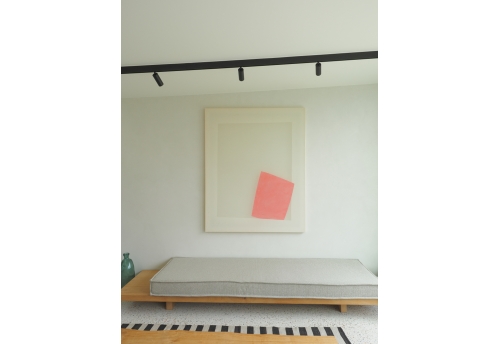 Enigma 1 – Apricot, Ecru