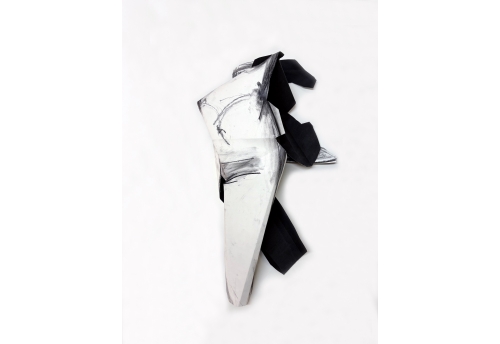 Folded Female, Echo in black