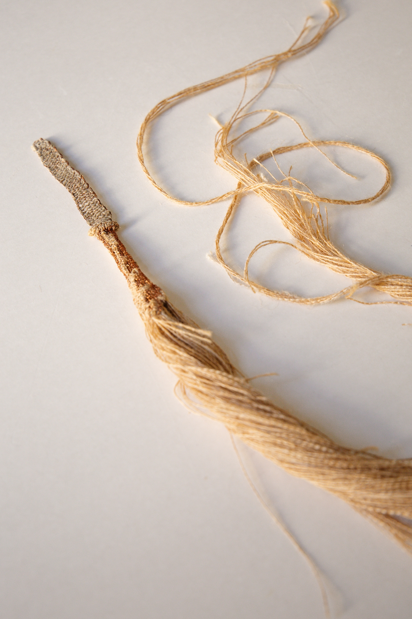 Fils de jute - Couteau