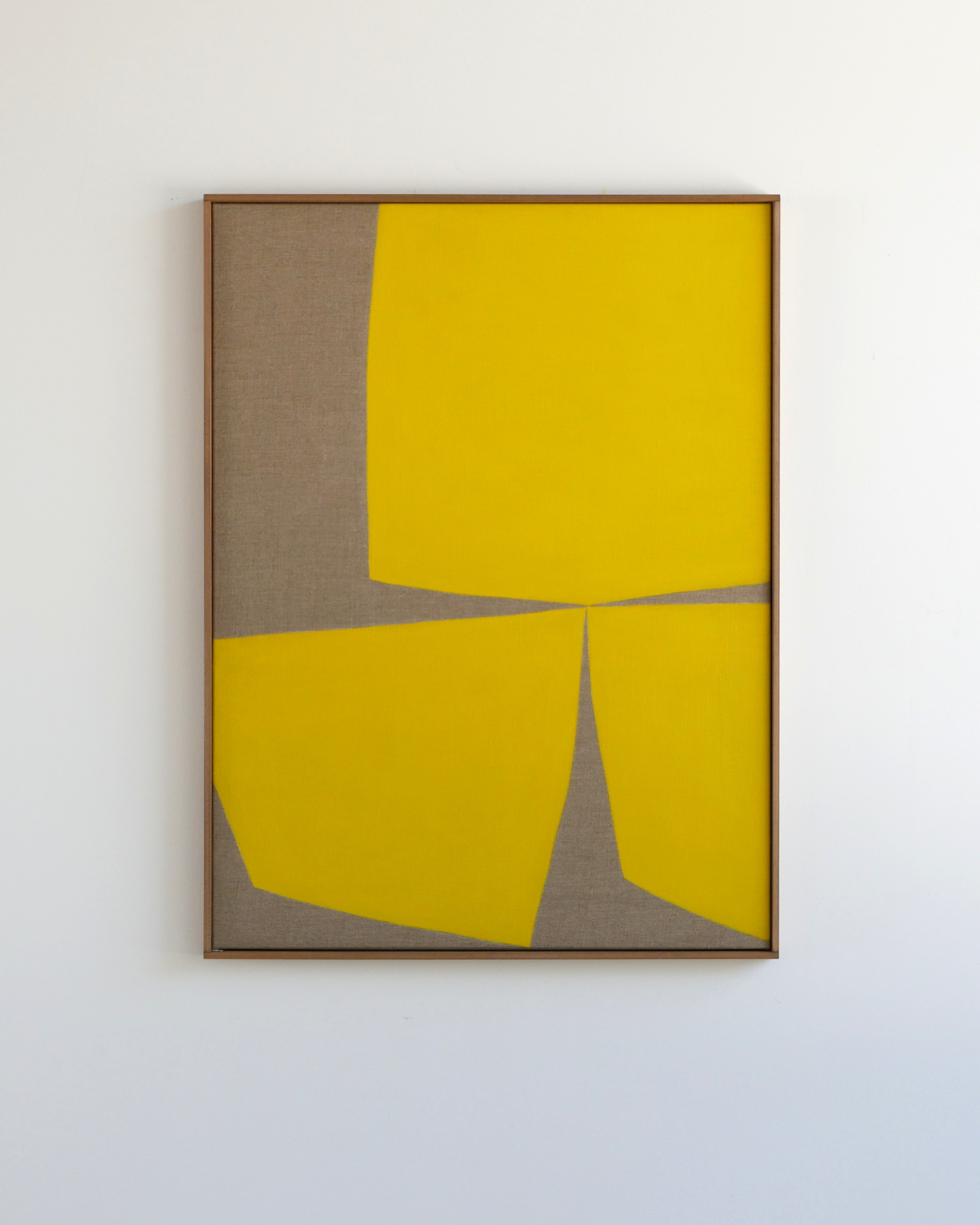 Yellow Fulcrum