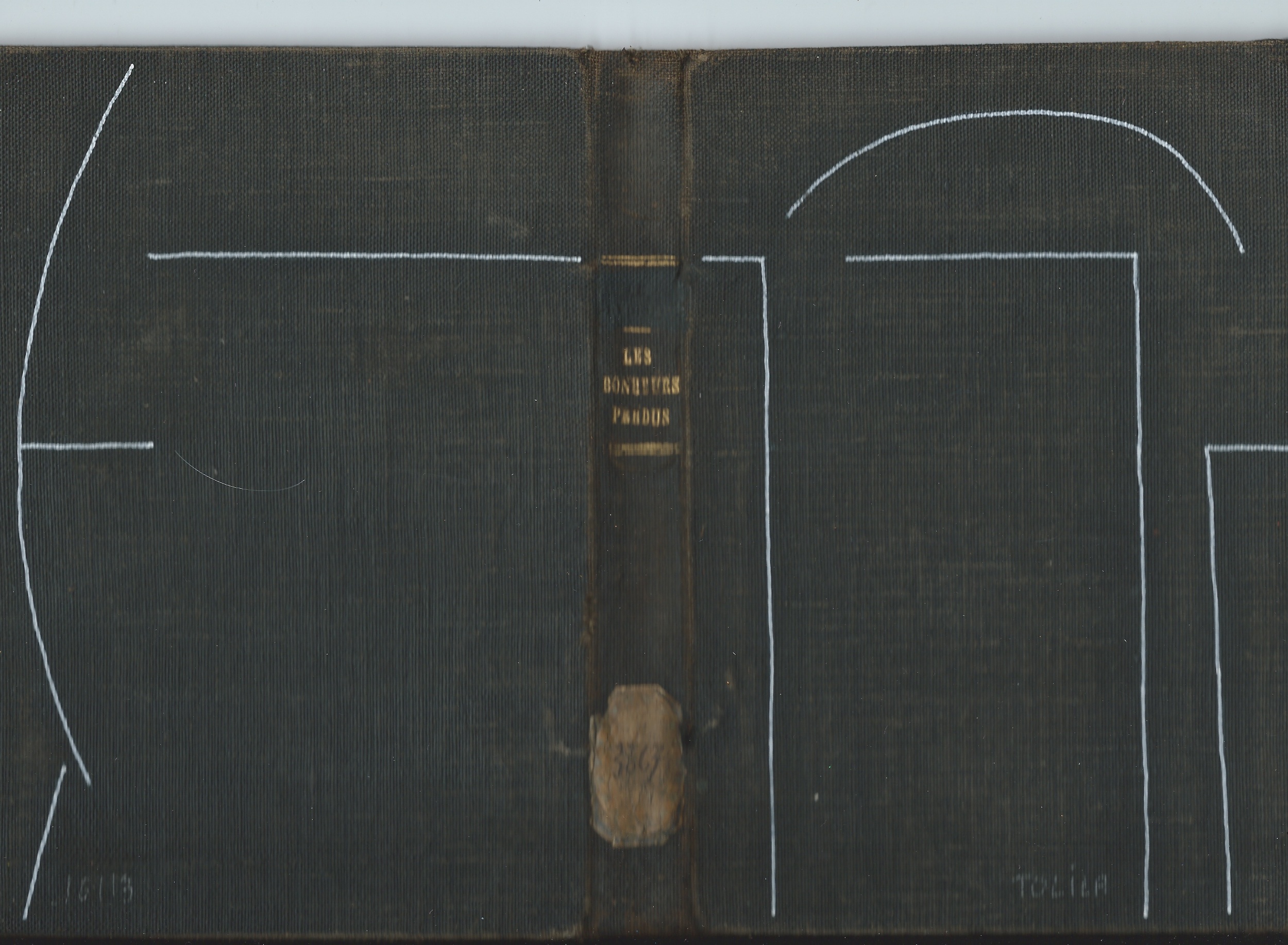 Livre ouvert 16113
