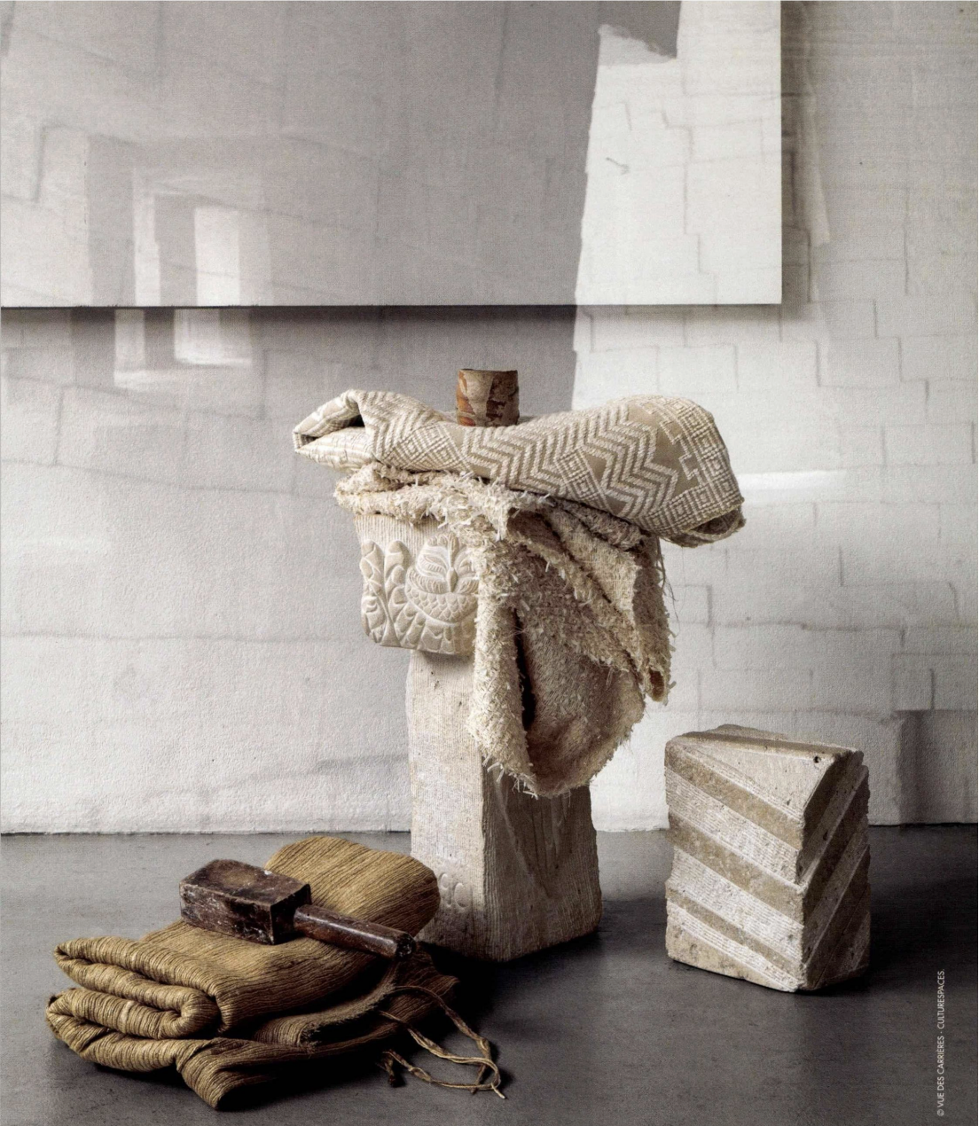 Galerie Amélie du Chalard – Matières en majesté