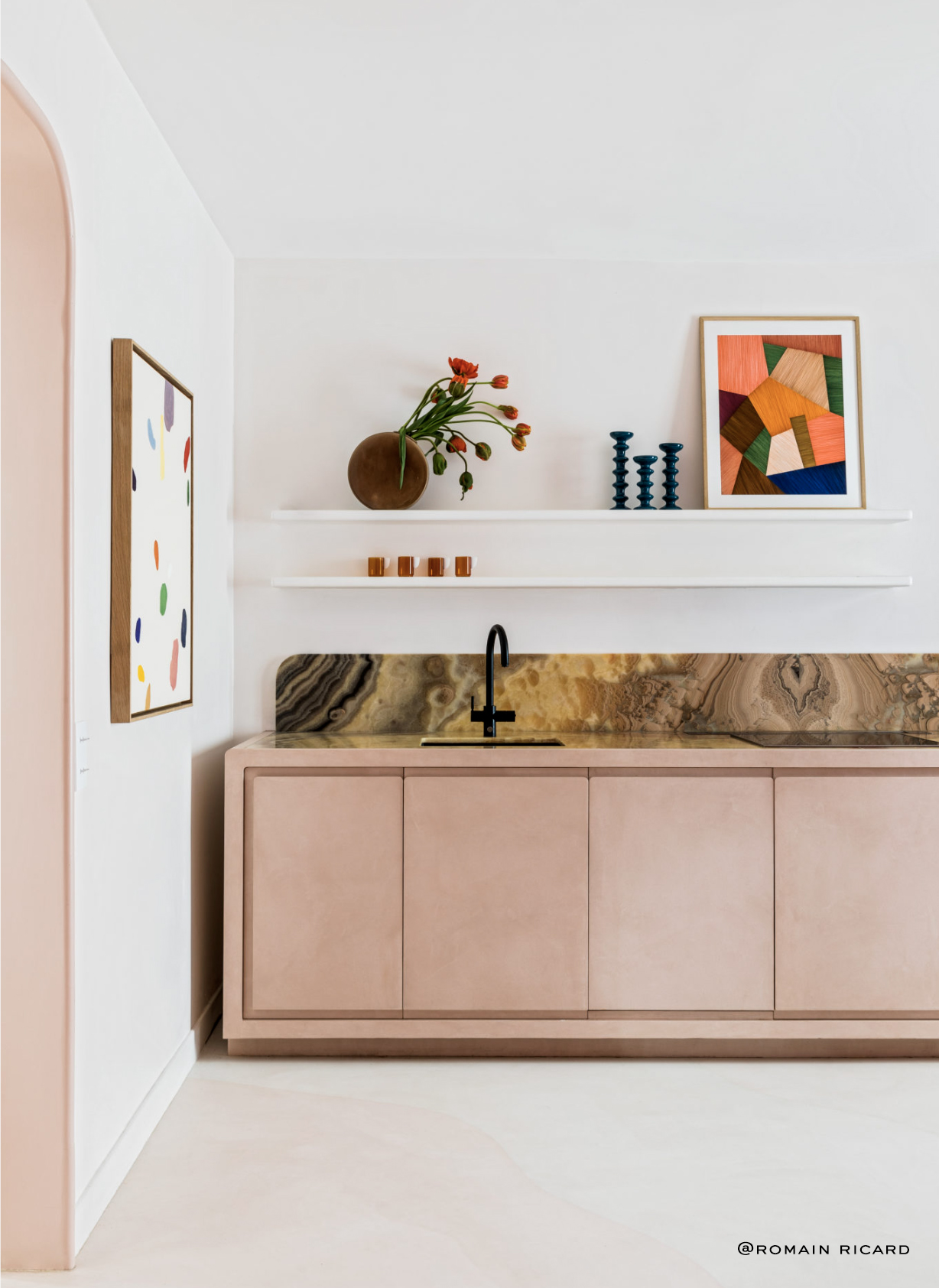 An apartment in the 17th arrondissement