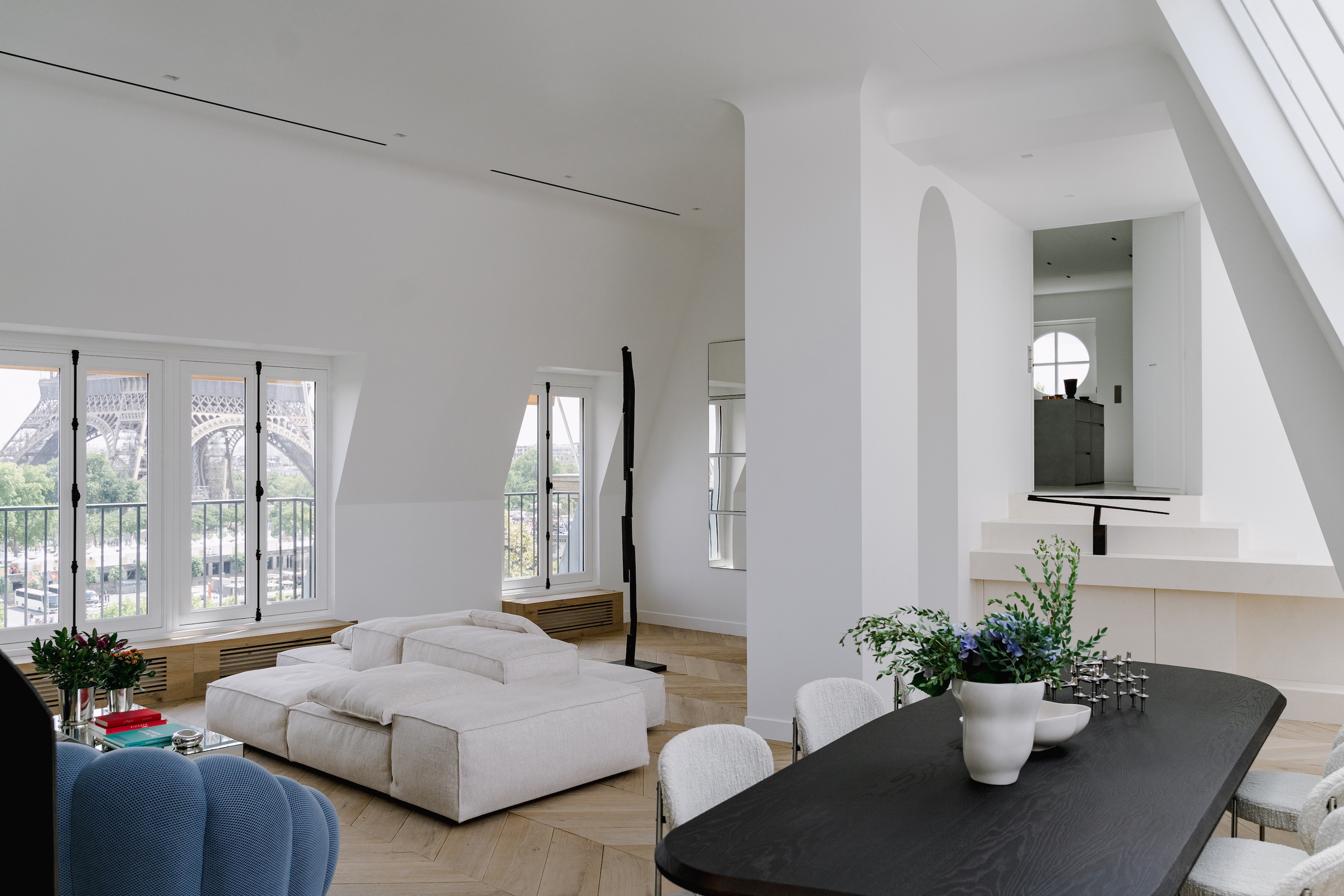 An apartment in front of the Eiffel Tower